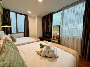 KLCC 3Min 2B1B 1-7Pax Mercu Summer Suite By Horme  Vacation rental in Federal Territory of Kuala Lumpur