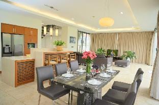 Villa 4 bedrooms with private pool Villa in Hoa Hai