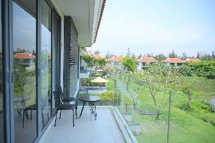 Villa 4 bedrooms with private pool Villa in Hoa Hai