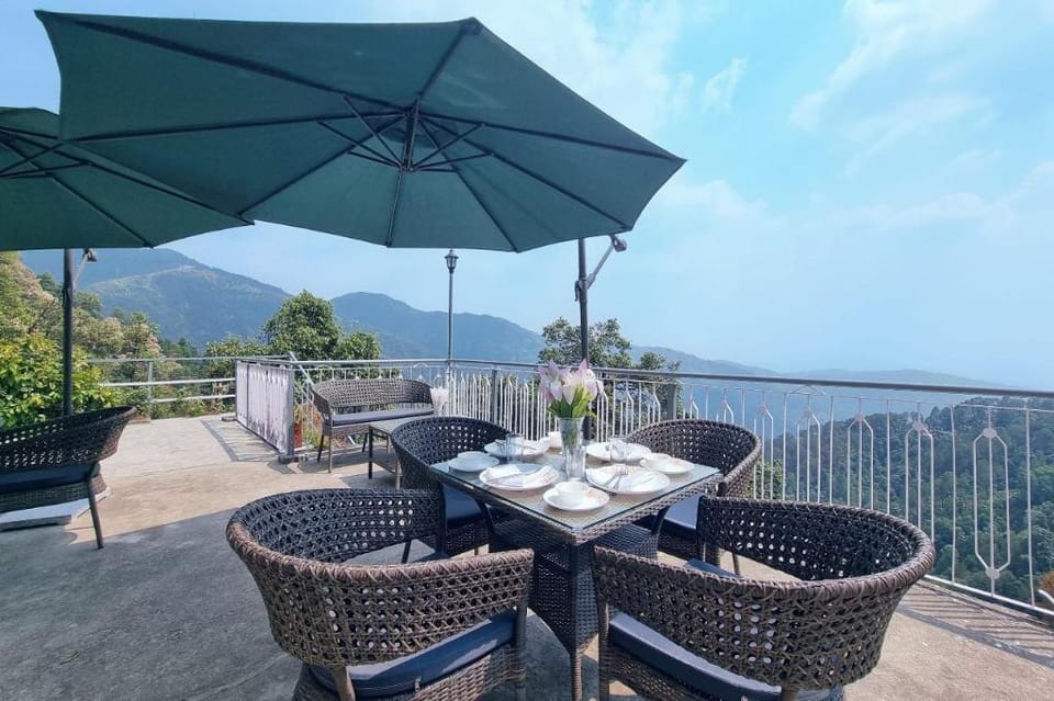Hotel Crags Hotel in Himachal Pradesh
