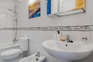 Charming Torreblanca apartment with pool by Costarentals - Ref 152 Apartment in Fuengirola