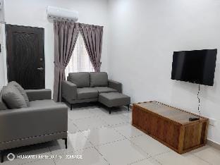 PD Leisure Homestay B l walking Beach l 3BDR 2BTH Vacation rental in Port Dickson