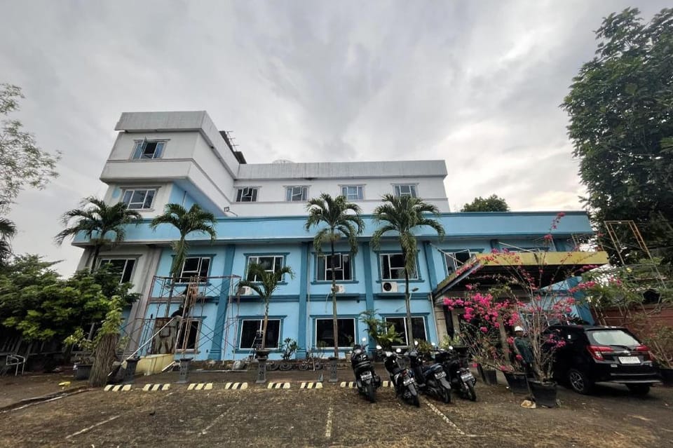 Collection O Senapelan Near Rsud Petala Bumi Formerly De Town Hotel Hotel in West Sumatra, Indonesia