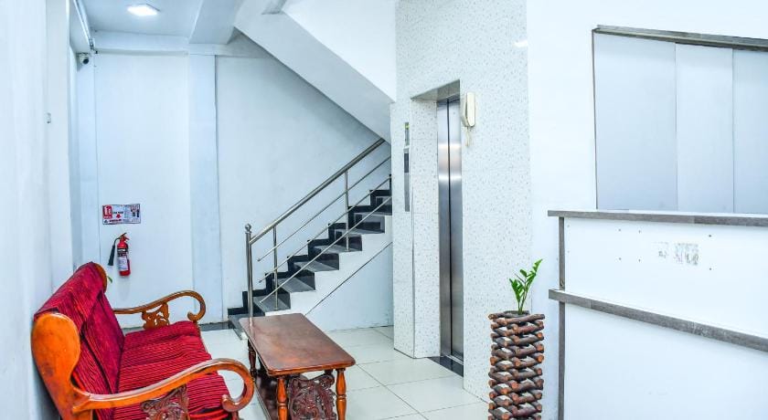 Ez Stay Guesthouse Hotel in Colombo