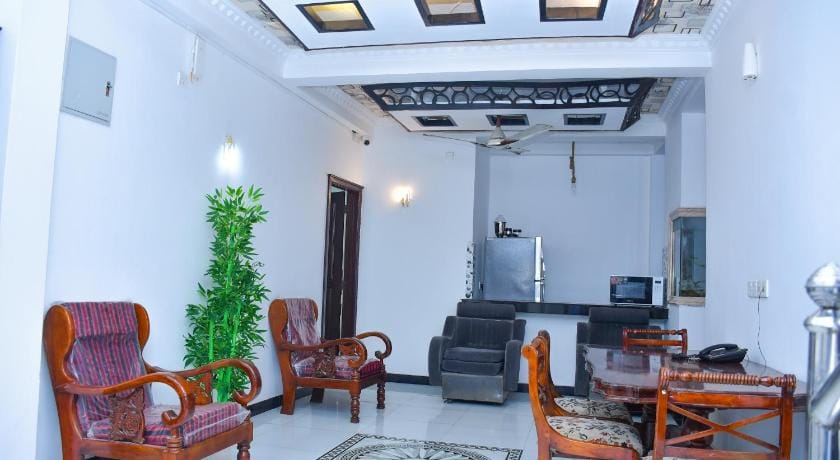 Ez Stay Guesthouse Hotel in Colombo