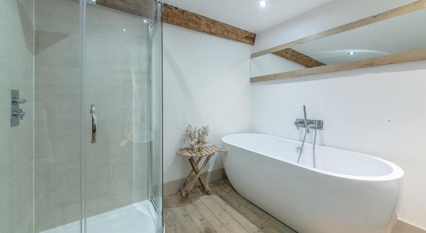 Hideaway Barn Hotel in England
