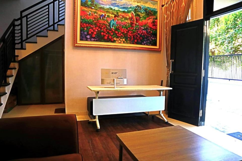 The Al's Syariah By ZIRI Hotel in Surabaya