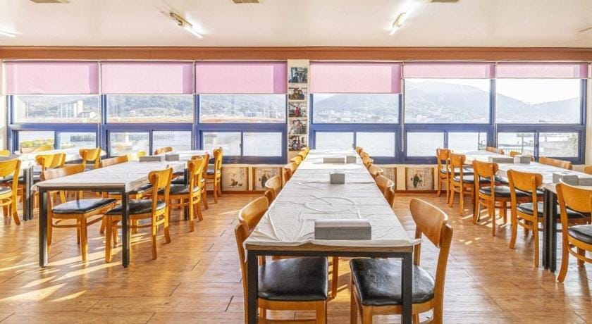 Namhae Sea Sky Caraville (Ocean View) Bed and Breakfast in South Korea
