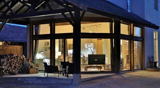 le nid des écureuils - gitesdanslain Hotel in Auvergne-Rhône-Alpes