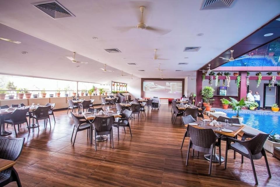 Hotel Menino Executive Hotel in Gujarat