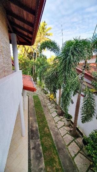 Lumina Villas : 3BR, A/C, 1Br N/AC Sunset Vibes Vacation rental in Southern Province
