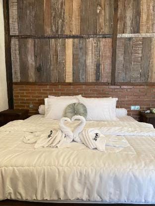 Singgah Ndalem - Wooden House Jogja Vacation rental in Yogyakarta