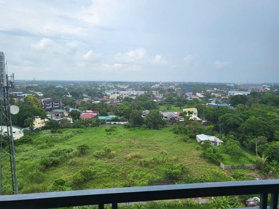 Located right behind SM CITY in Iloilo City Center Apartment in Iloilo City