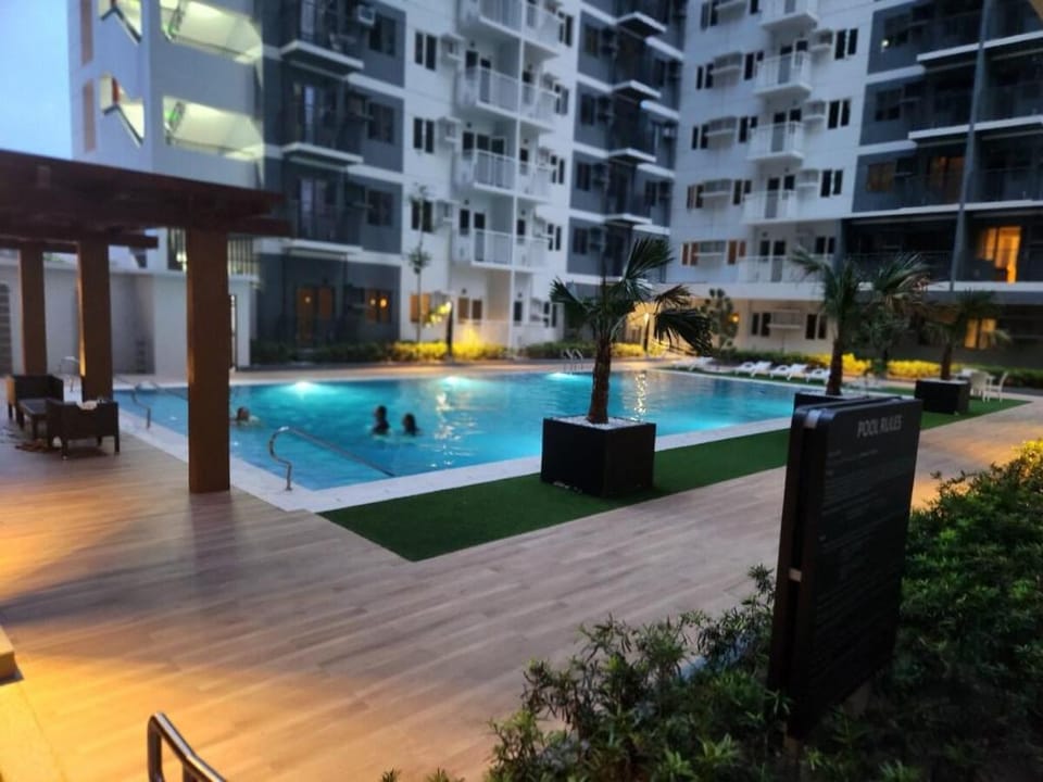 Located right behind SM CITY in Iloilo City Center Apartment in Iloilo City