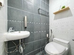Jeju #복층형 독채 #논밭뷰 #조용한 분위기 #바다뷰 #모던인테리어 '누리하우스' 오름 Vacation rental in South Korea