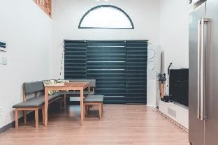 Jeju #돌담길 근처 독채 #복층형 독채 #논밭뷰 '하얀쪽배' Vacation rental in South Korea