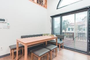 Jeju #돌담길 근처 독채 #복층형 독채 #논밭뷰 '하얀쪽배' Vacation rental in South Korea