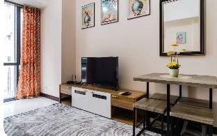 1BR Spacious Condo at Mckinley Hill  Apartment in Makati
