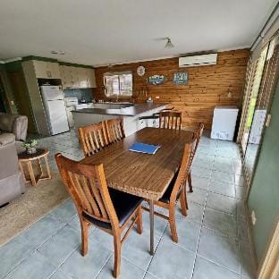 Prom Coast Beach Abode Vacation rental in Sandy Point