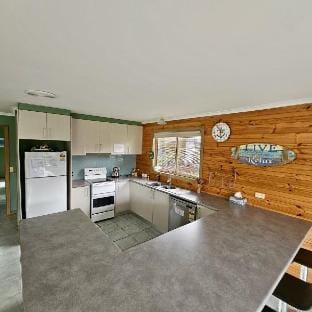 Prom Coast Beach Abode Vacation rental in Sandy Point