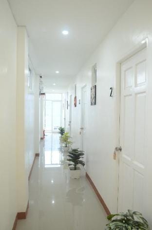 Cheap Accommodation in Hotel Luis San Pablo Laguna Apartment in Calabarzon