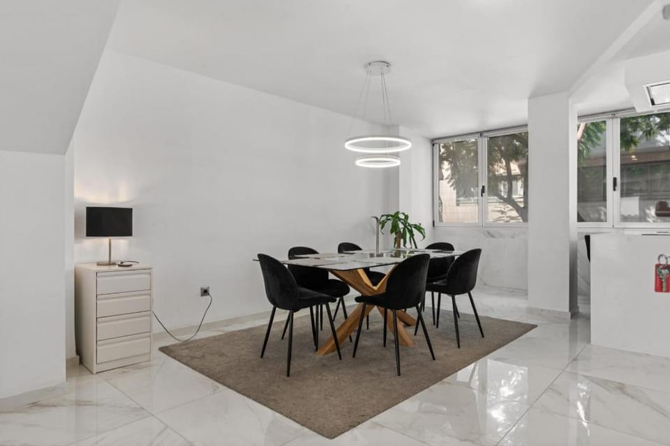 Elegant apartment by Fuengirola harbour by Costarentals - Ref 236 Apartment in Fuengirola