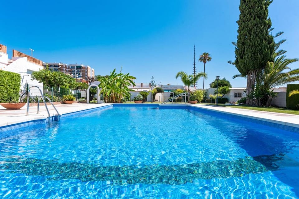 Pinocho comfort apartment with pool - Ref 218 Hotel in Torremolinos