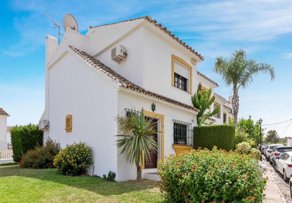 La Campana townhouse with pool Ref 222 Apartment in Costa del Sol
