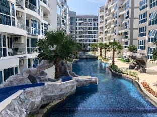 Luxury En-Suite in Grand Avenue in Central Pattaya Apartment in Pattaya City