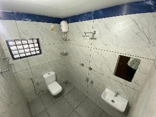 VR CITY HOMESTAY KOCHI Apartment in Kochi