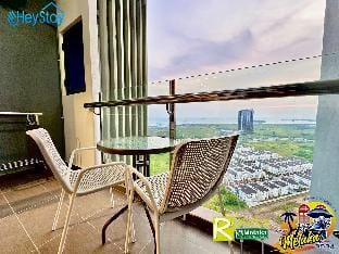 Atlantis 14pax/PlayGround/SeaView/Game/TownJonker Vacation rental in Malacca
