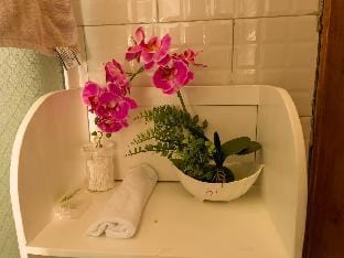 Apartment with Wi-Fi, Netflix, Furnished Kitchen Vacation rental in Kampala