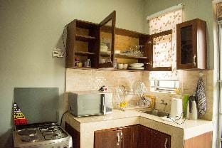 Apartment with Wi-Fi, Netflix, Furnished Kitchen Vacation rental in Kampala