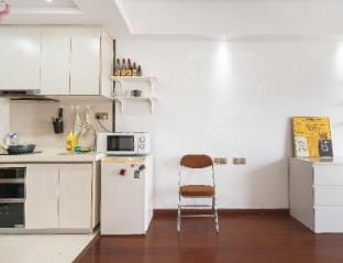 Tube-25C 10mins to Shenzhen North Stn Apartment in Jiangsu