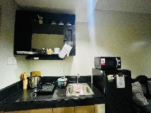 MANTRS STAYCATION Apartment in Pasig