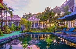 Govardhan Bungalow Vacation rental in Nusapenida