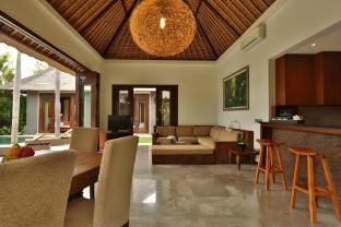 3BR Private Villa near Sanur Beach Apartment in Denpasar