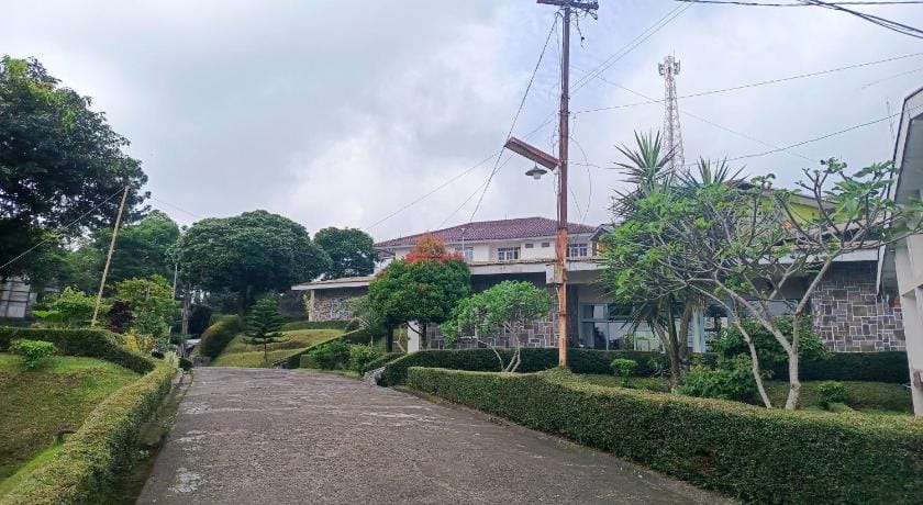 Surga Family House Villa in Cisarua