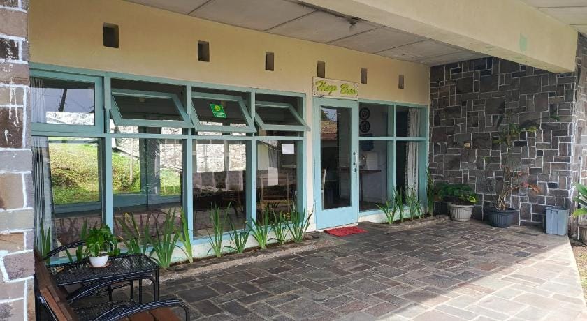 Surga Family House Villa in Cisarua