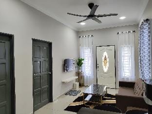 MJJ Homestay Kuala Sungai Baru Vacation rental in Malaysia