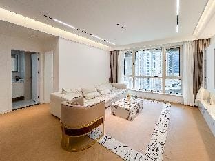HUI民宿 东淮海公寓 靠近人民广场 外滩 新天地 城隍庙 出行方便 市中心 Apartment in Shanghai