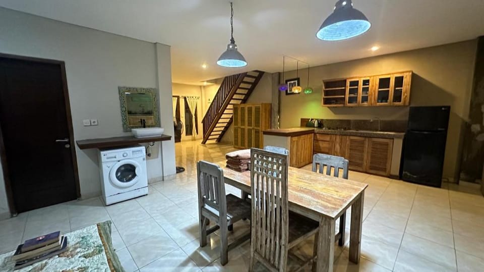 Taman Giri House 3 Bedrooms Nusa Dua Apartment in Kuta Selatan