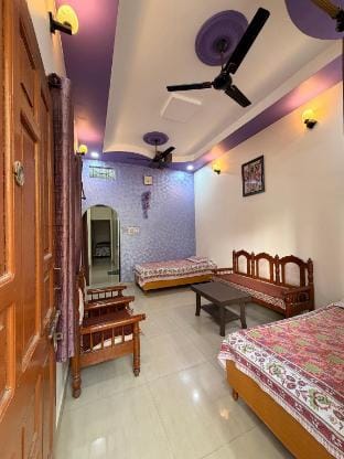 Madhuban Homestays - for Mahakaleshwar darshan Vacation rental in India