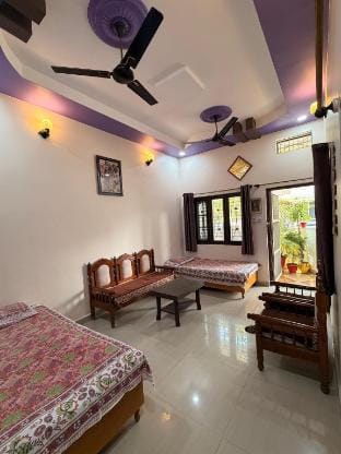 Madhuban Homestays - for Mahakaleshwar darshan Vacation rental in India