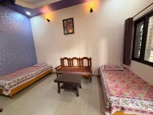 Madhuban Homestays - for Mahakaleshwar darshan Vacation rental in India