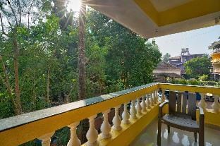 Elegant 2BHK Apartment With Pool At Anjuna Apartment in Goa, India
