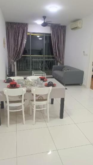 High Floor Teega Suites with TV Box and Facilities Vacation rental in Johor