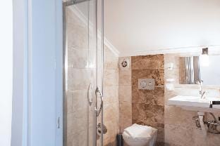 Bella Kas Seaview Jacuzzi Suite Apartment in Kas