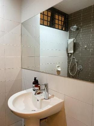 13 - Muji Japanese Lively Stay @ Mount Austin, JB Vacation rental in Johor Bahru