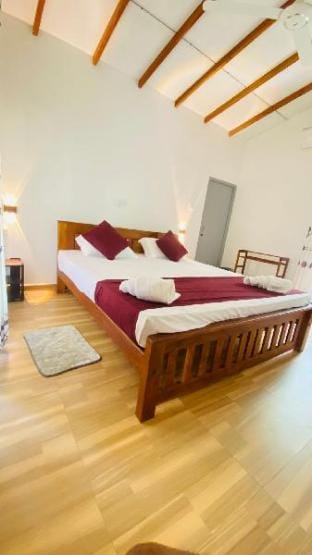River paradise safari house Villa in Southern Province